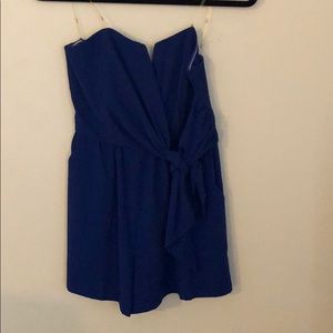 Blue strapless romper with pockets
